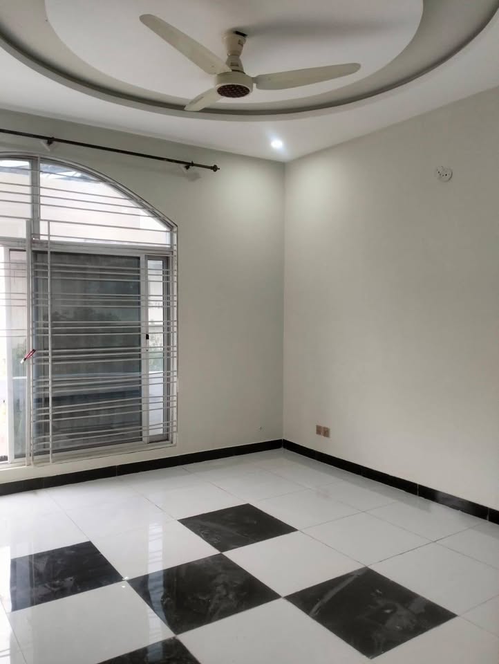 HOUSE FOR RENT  BAHRIA TOWN PHASE 8, RAWALPINDI