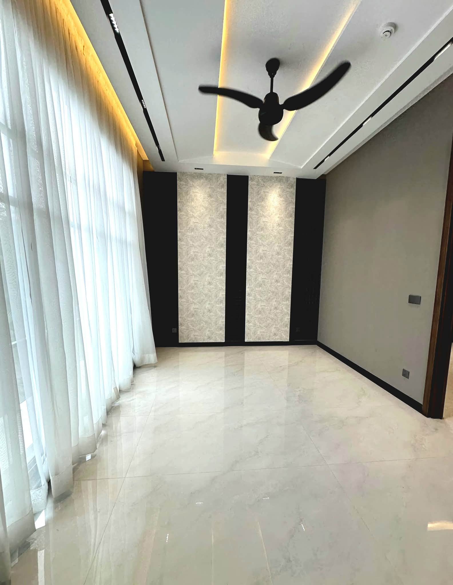 5 Marla BRAND NEW Modern House | First Entry DHA 9 TOWN