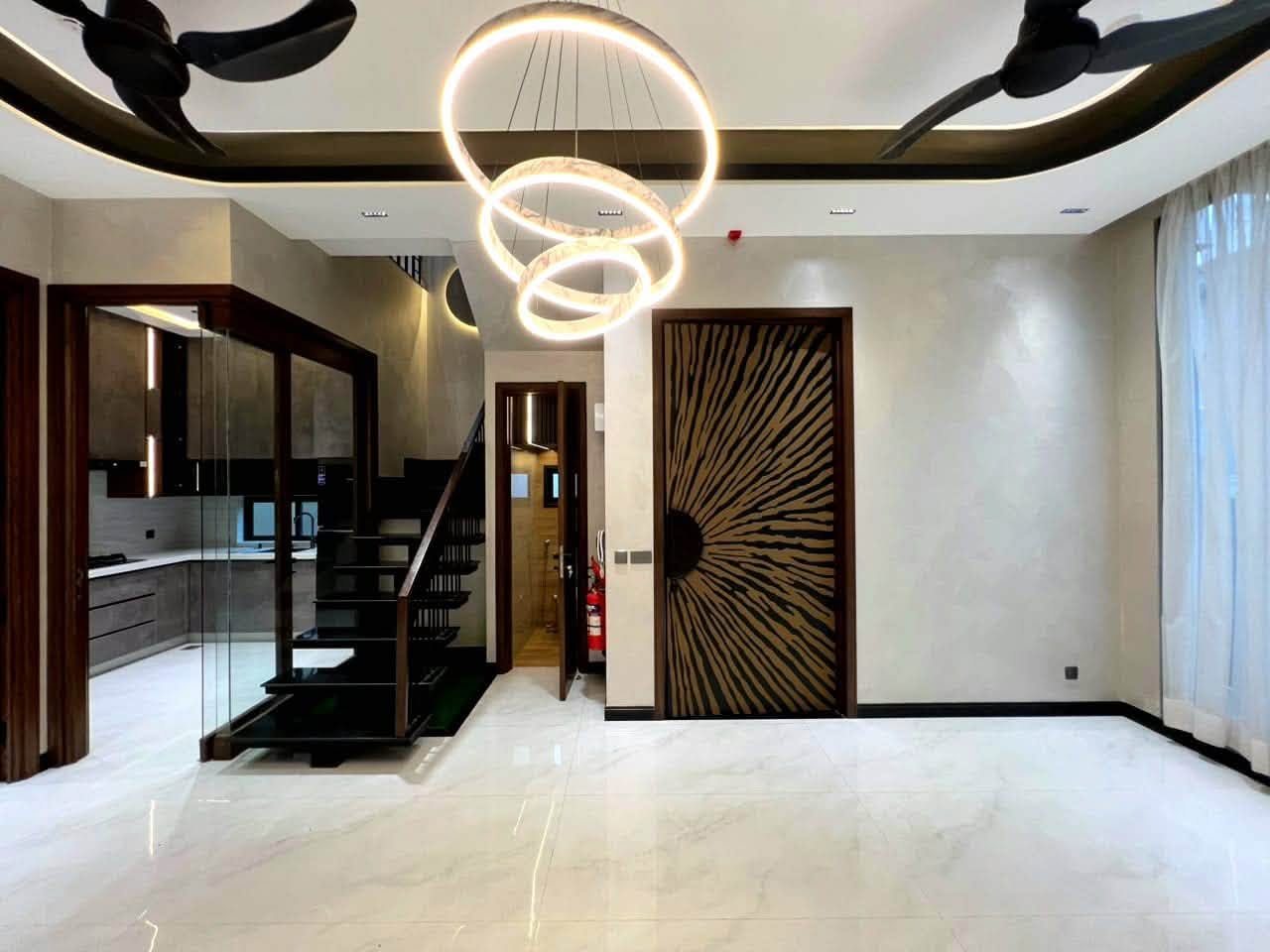 5 Marla BRAND NEW Modern House | First Entry DHA 9 TOWN
