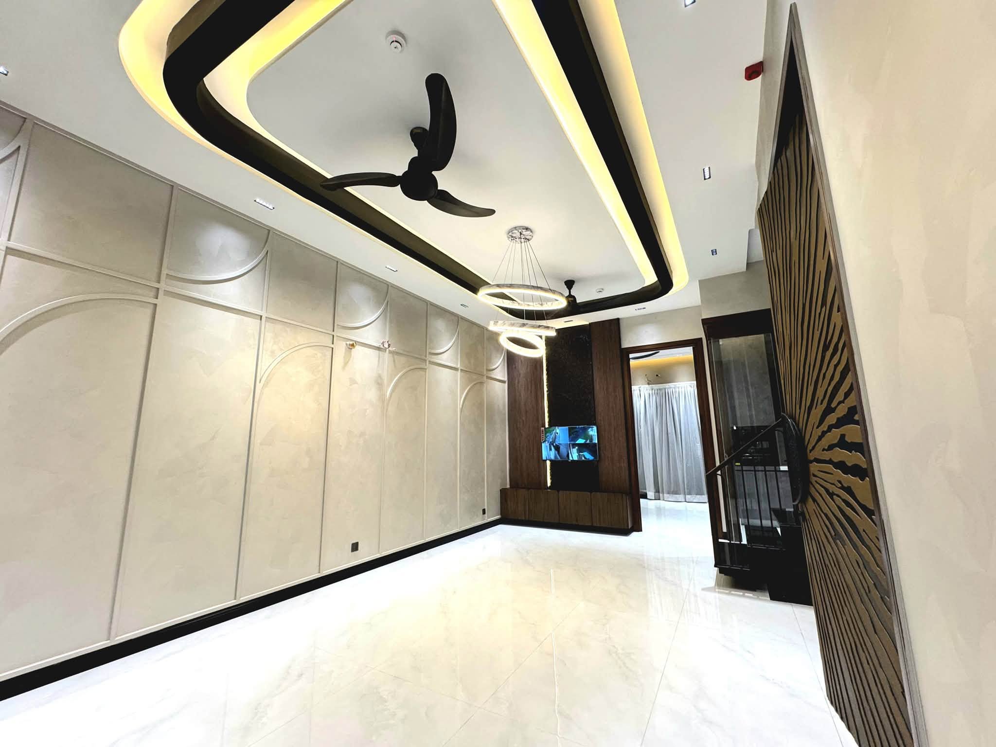 5 Marla BRAND NEW Modern House | First Entry DHA 9 TOWN