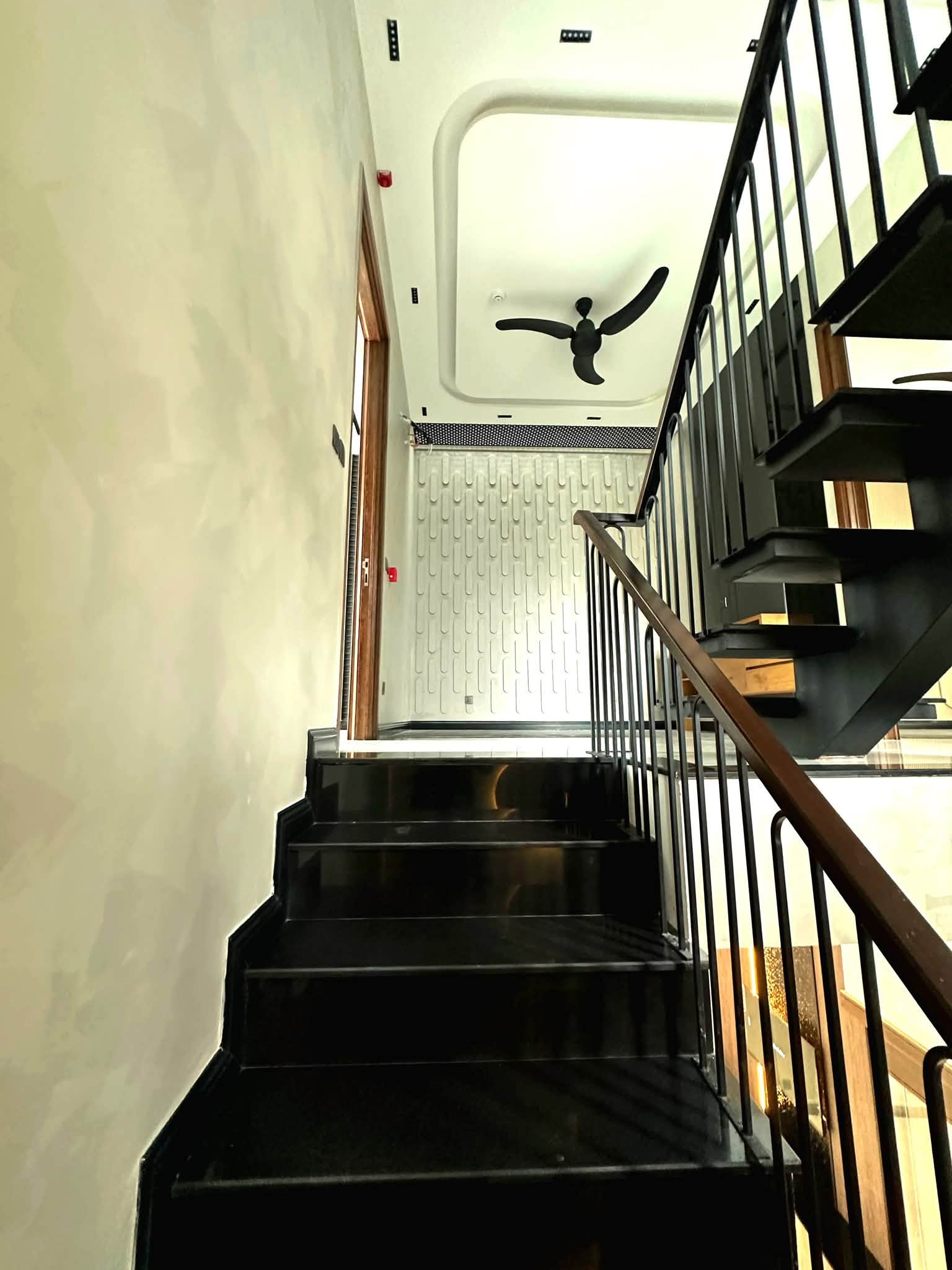 5 Marla BRAND NEW Modern House | First Entry DHA 9 TOWN