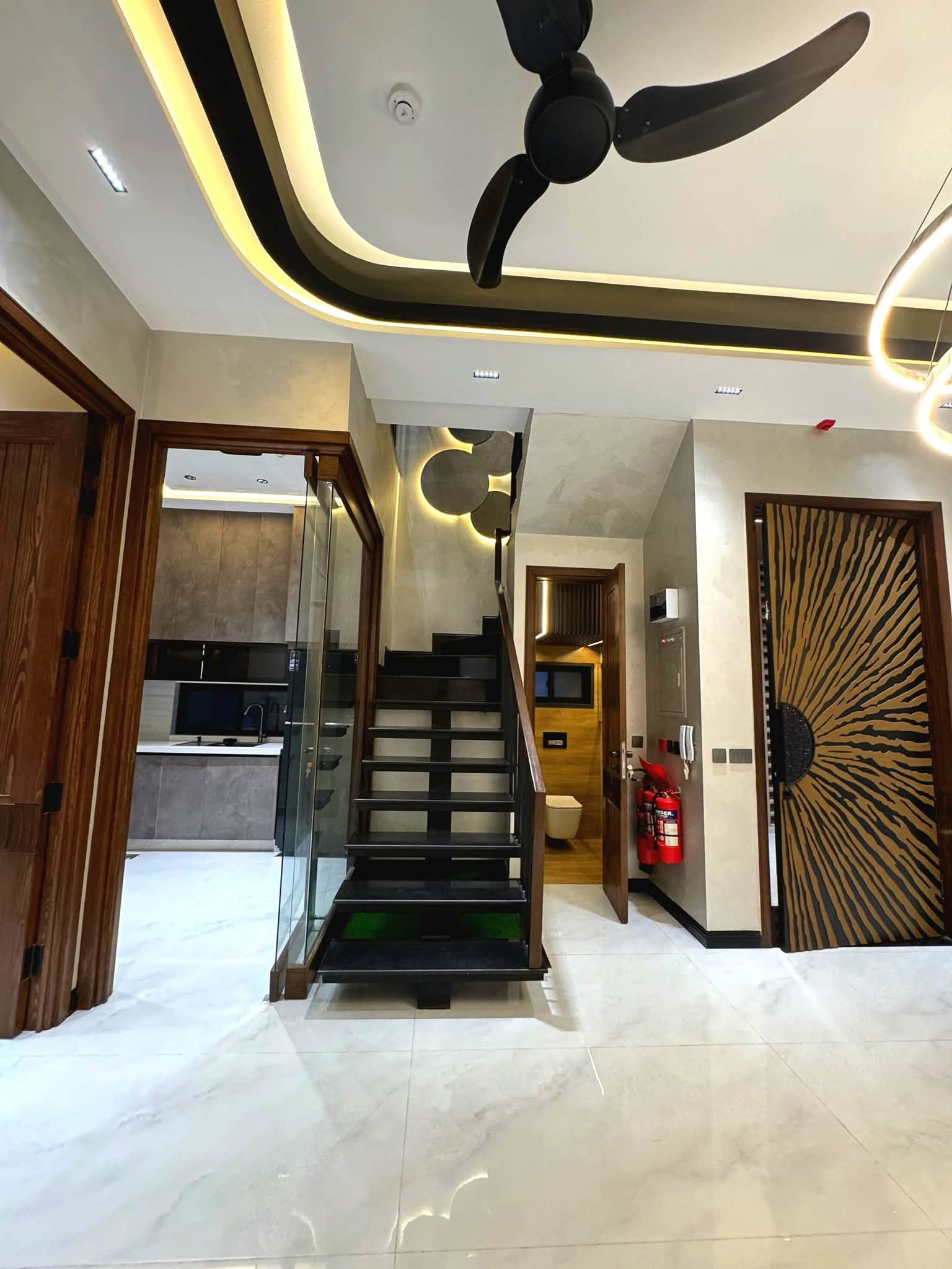 5 Marla BRAND NEW Modern House | First Entry DHA 9 TOWN