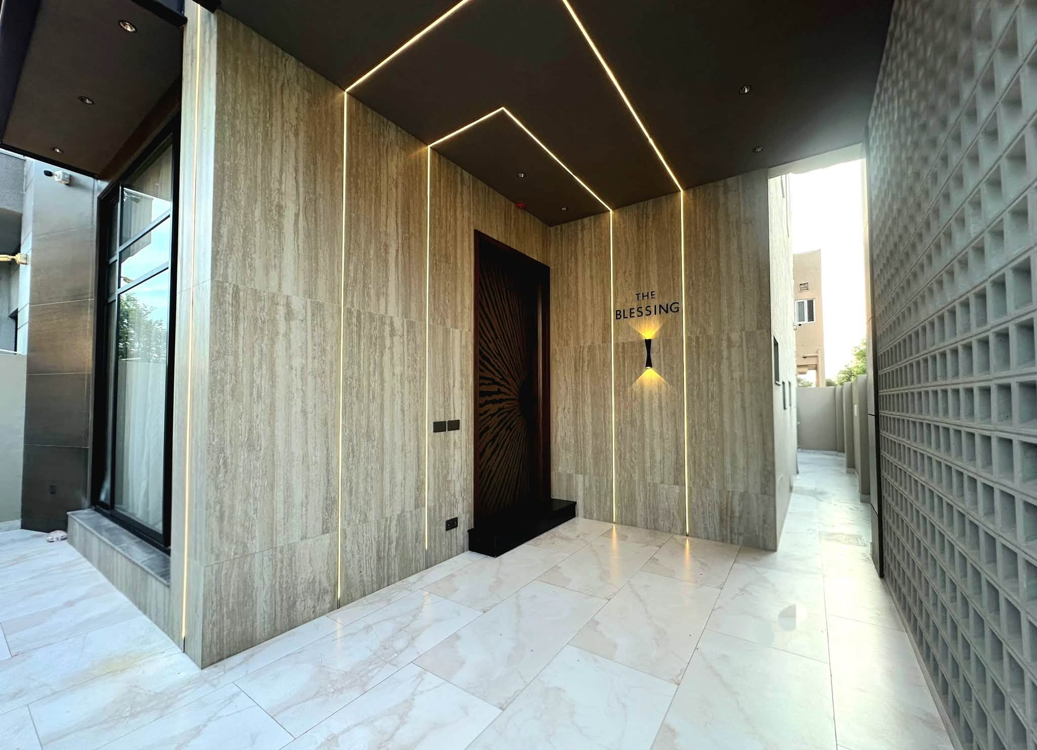 5 Marla BRAND NEW Modern House | First Entry DHA 9 TOWN