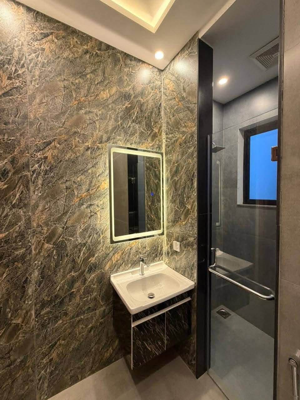 5 MARLA BRAND NEW MODERN HOUSE, DUA Phase 9 Lahore