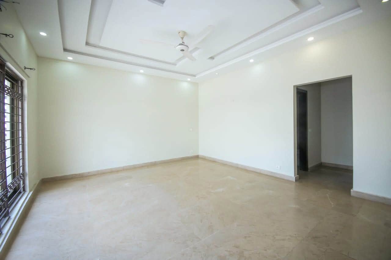 1 KANAL, Upper Portion, Available for Rent,  DHA PHASE 7, Lahore