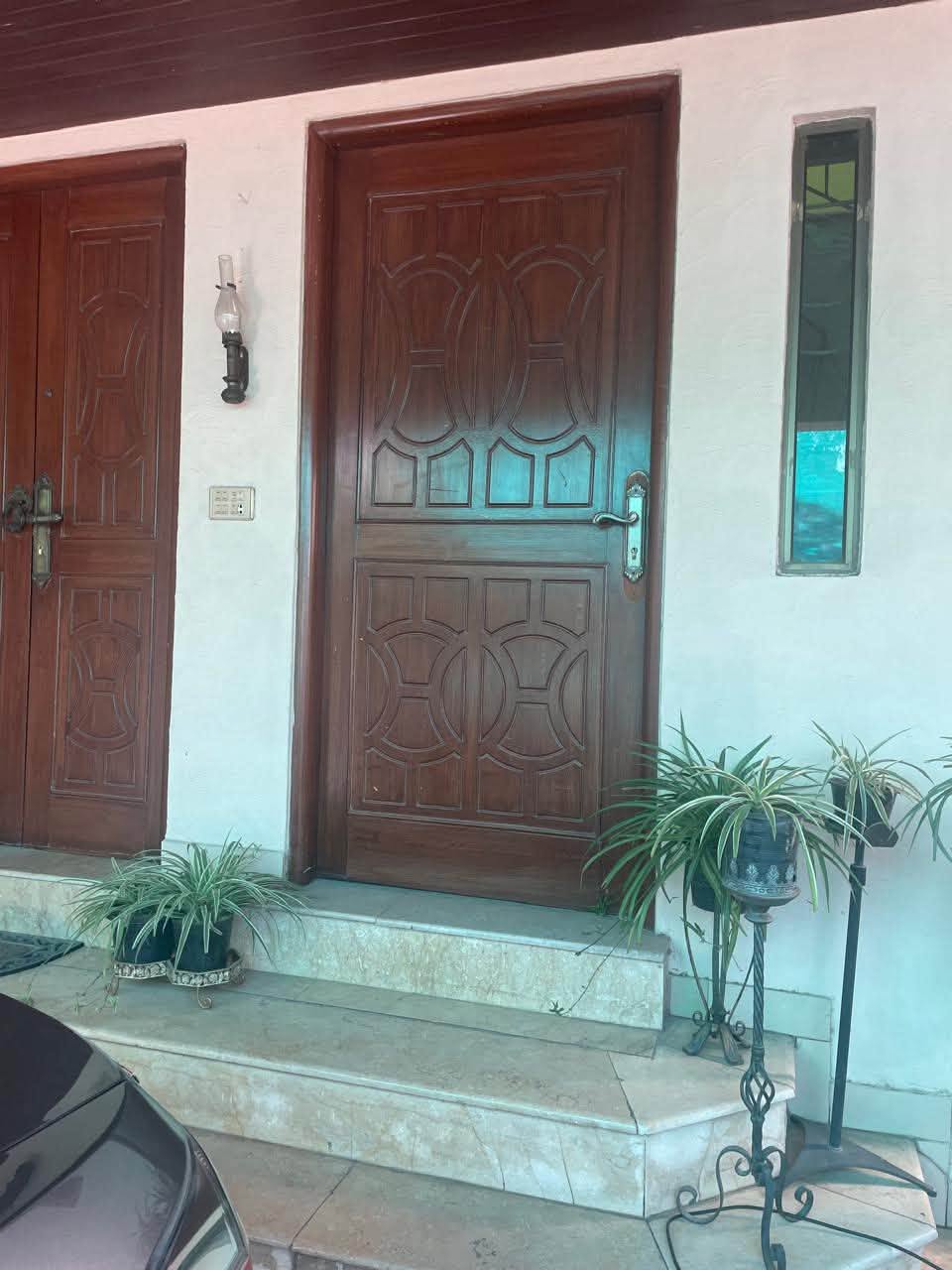 1 KANAL UPPER PORTION AVAILABLE FOR RENT,DHA PHASE 5, LAHORE