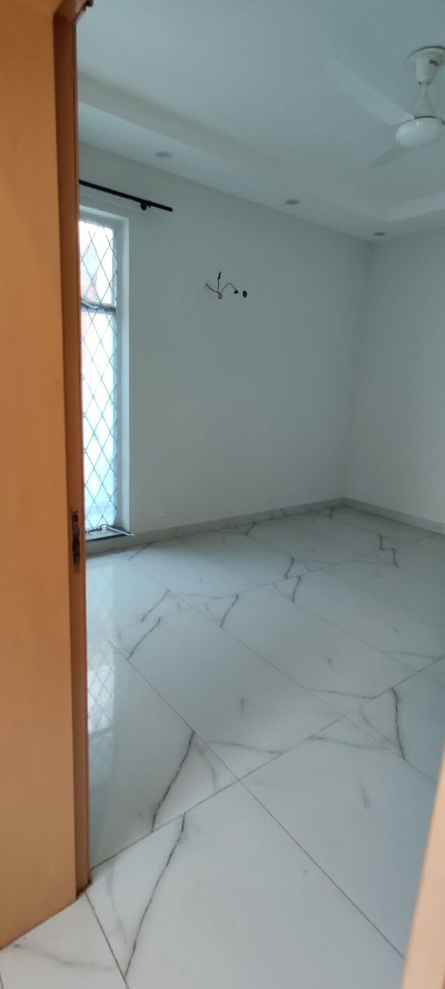 Available on Rent  10 Marla House with  14 KVA Solar System Installed , DHA PHASE 2B, Lahore