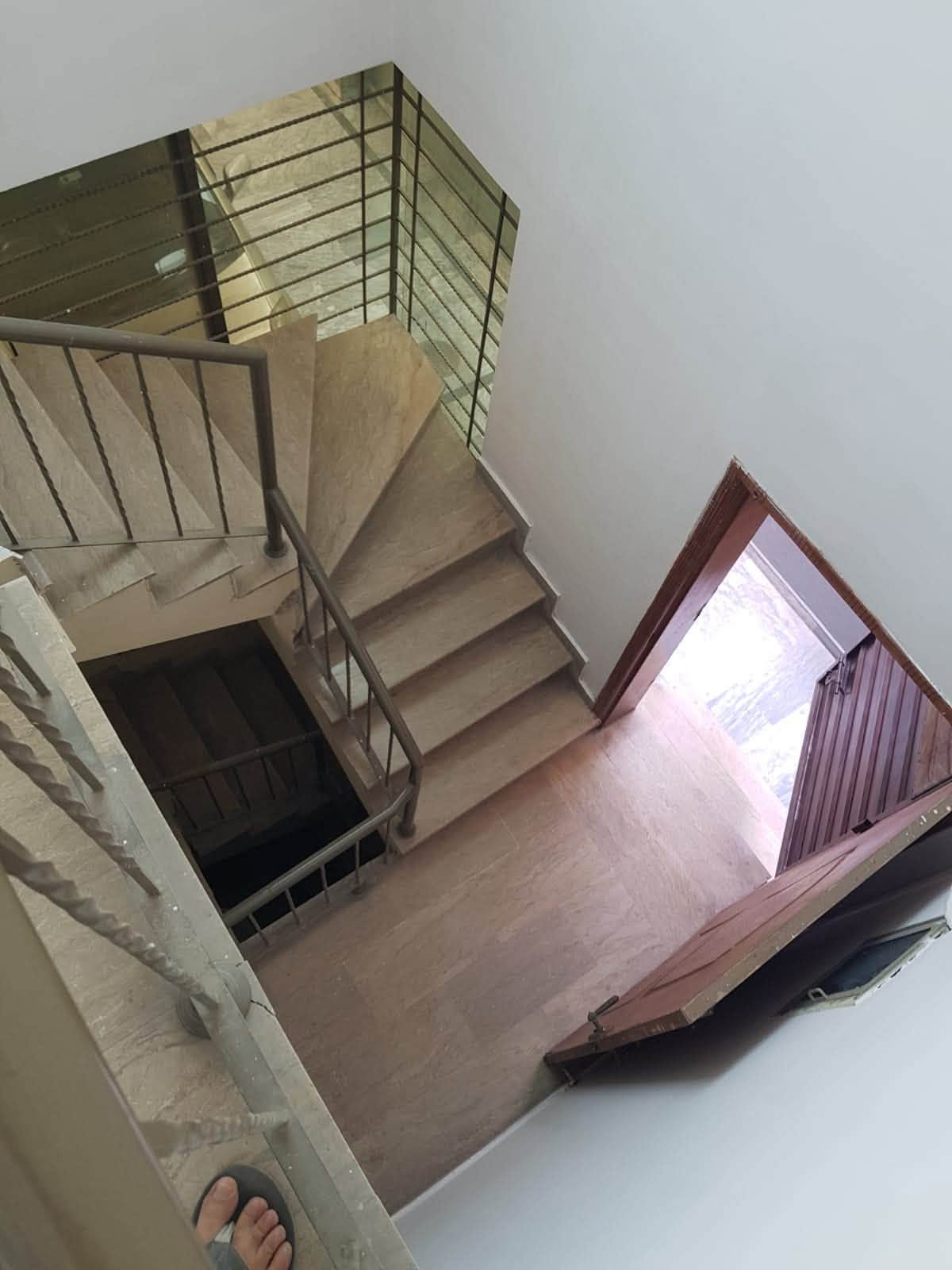 1 KANAL UPPER PORTION, Available on Rent, DHA PHASE 2  Lahore