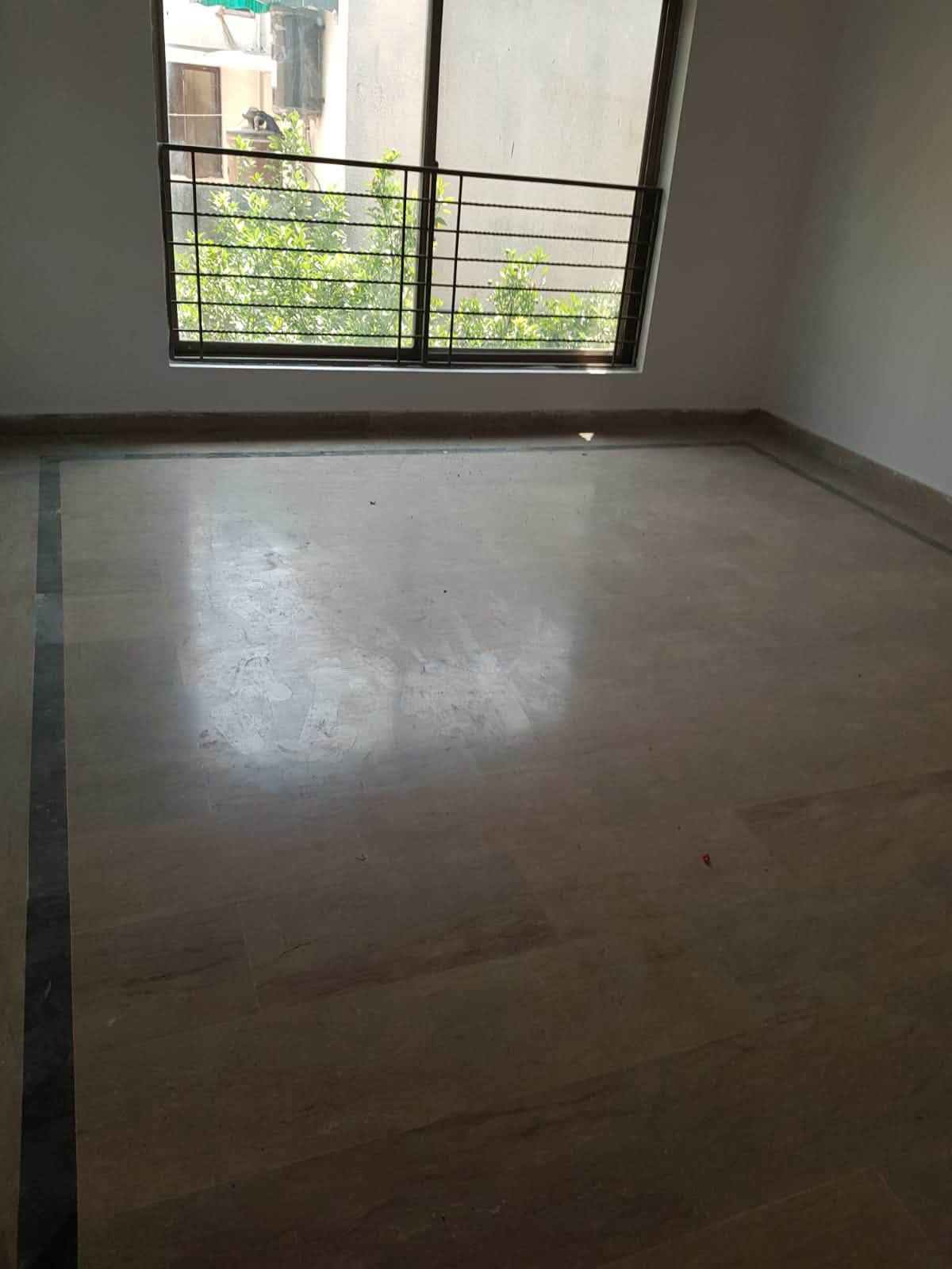 1 KANAL UPPER PORTION, Available on Rent, DHA PHASE 2  Lahore