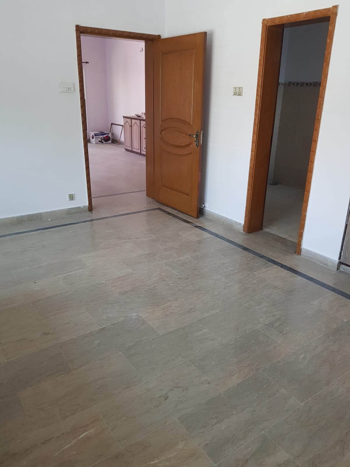 1 KANAL UPPER PORTION, Available on Rent, DHA PHASE 2  Lahore