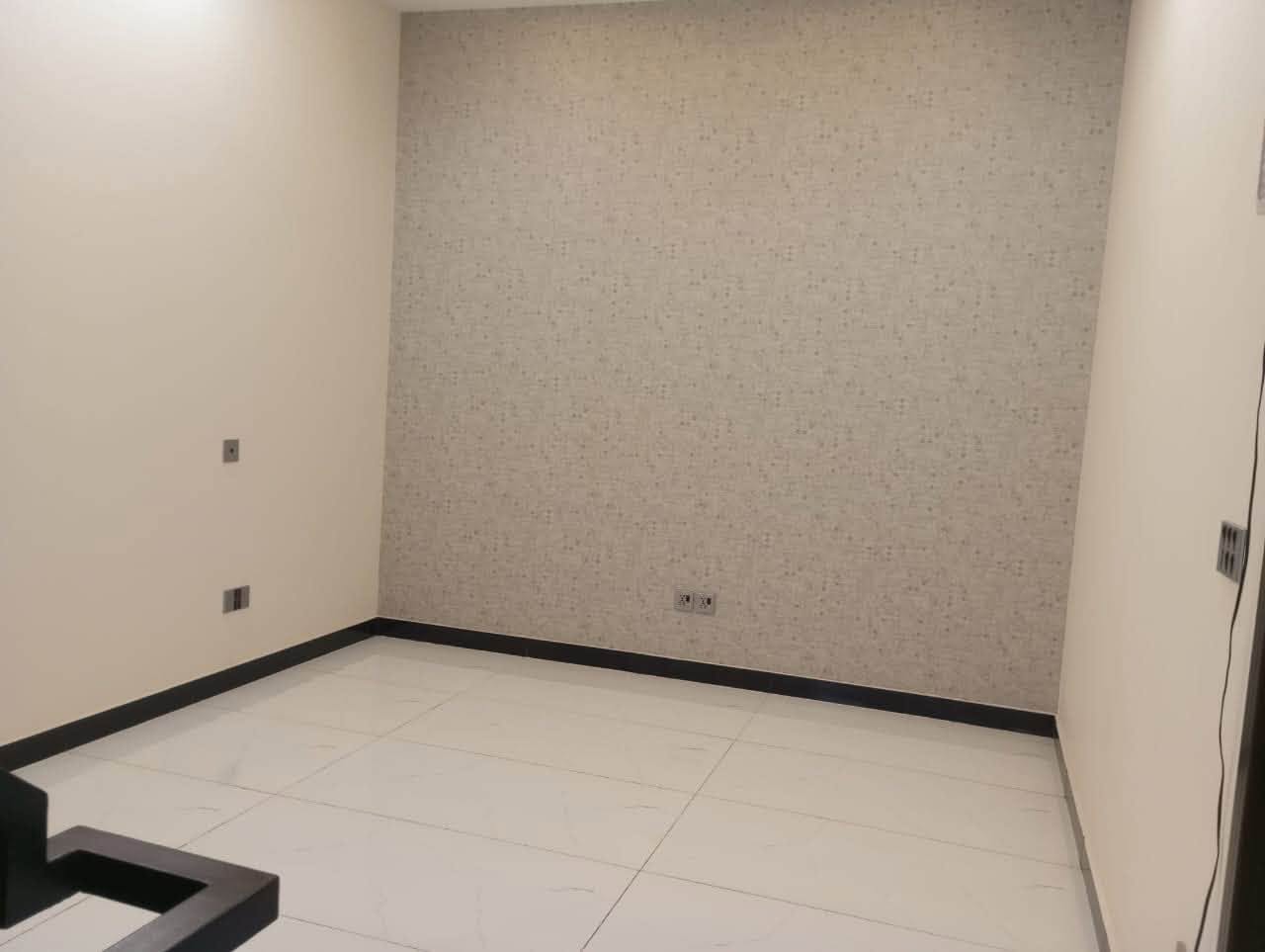 Available on Rent 5 Marla Modern HOUSE, DHA 9 Town ,Lahore