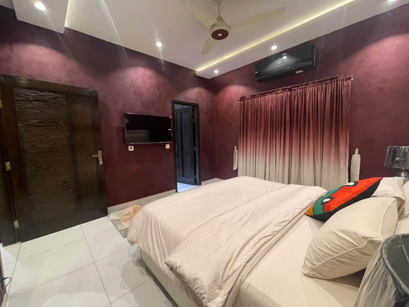 Available on Rent 5 Marla HOUSE, DHA PHASE 9 Town, Lahore