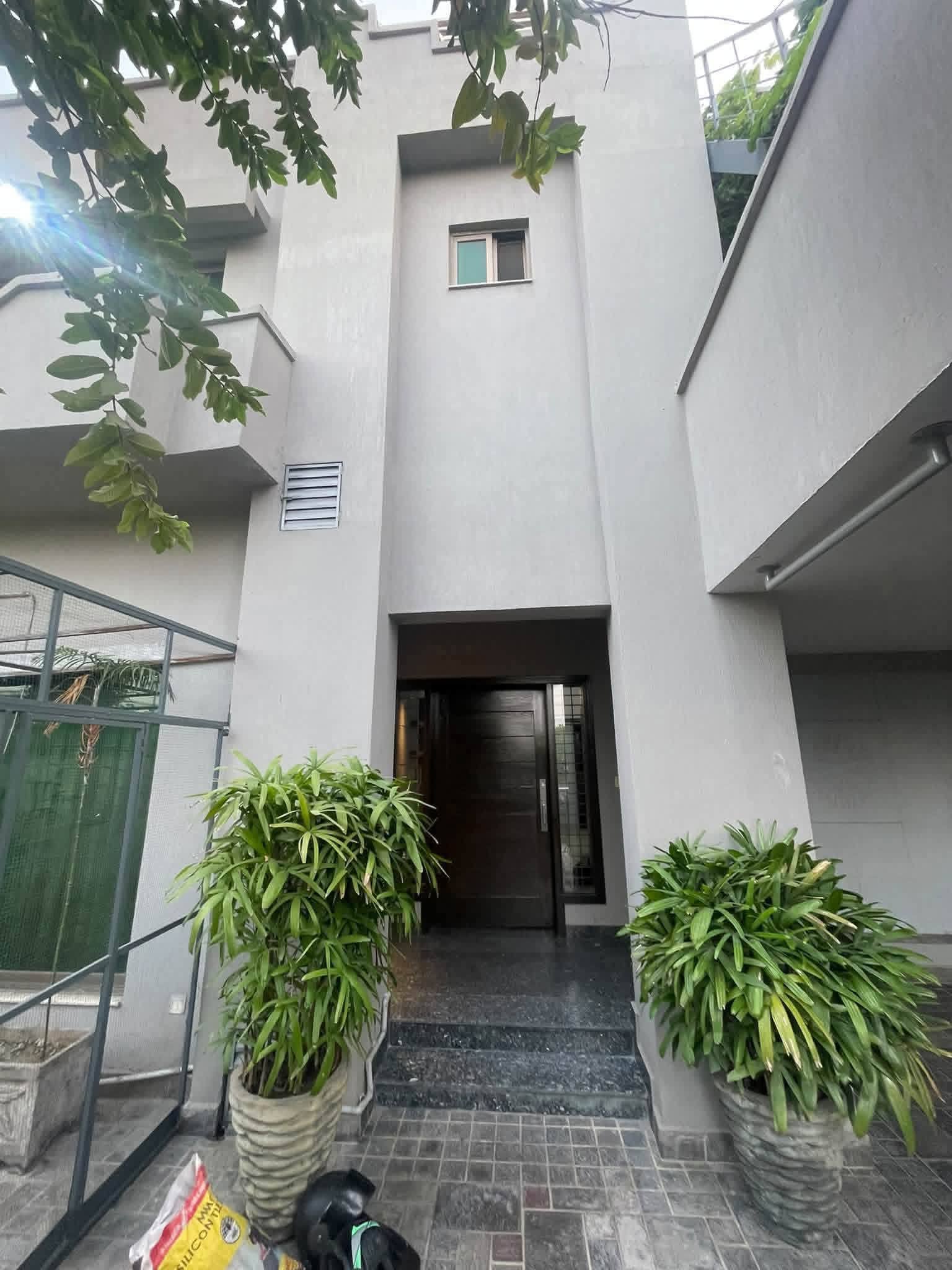 10 Marala, 4 bedroom house available for rent Askari  11, Lahore