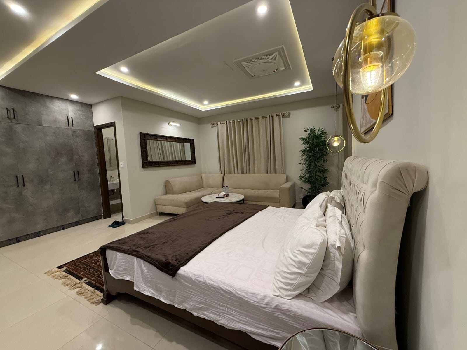 2 bed luxury furnished apartments