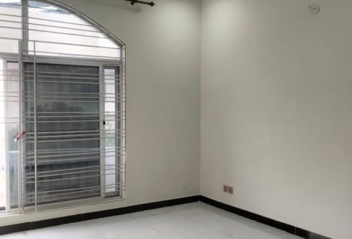 HOUSE FOR RENT  BAHRIA TOWN PHASE 8, RAWALPINDI — Bahria Town Phase 8, Rawalpindi — photo 2 of 13