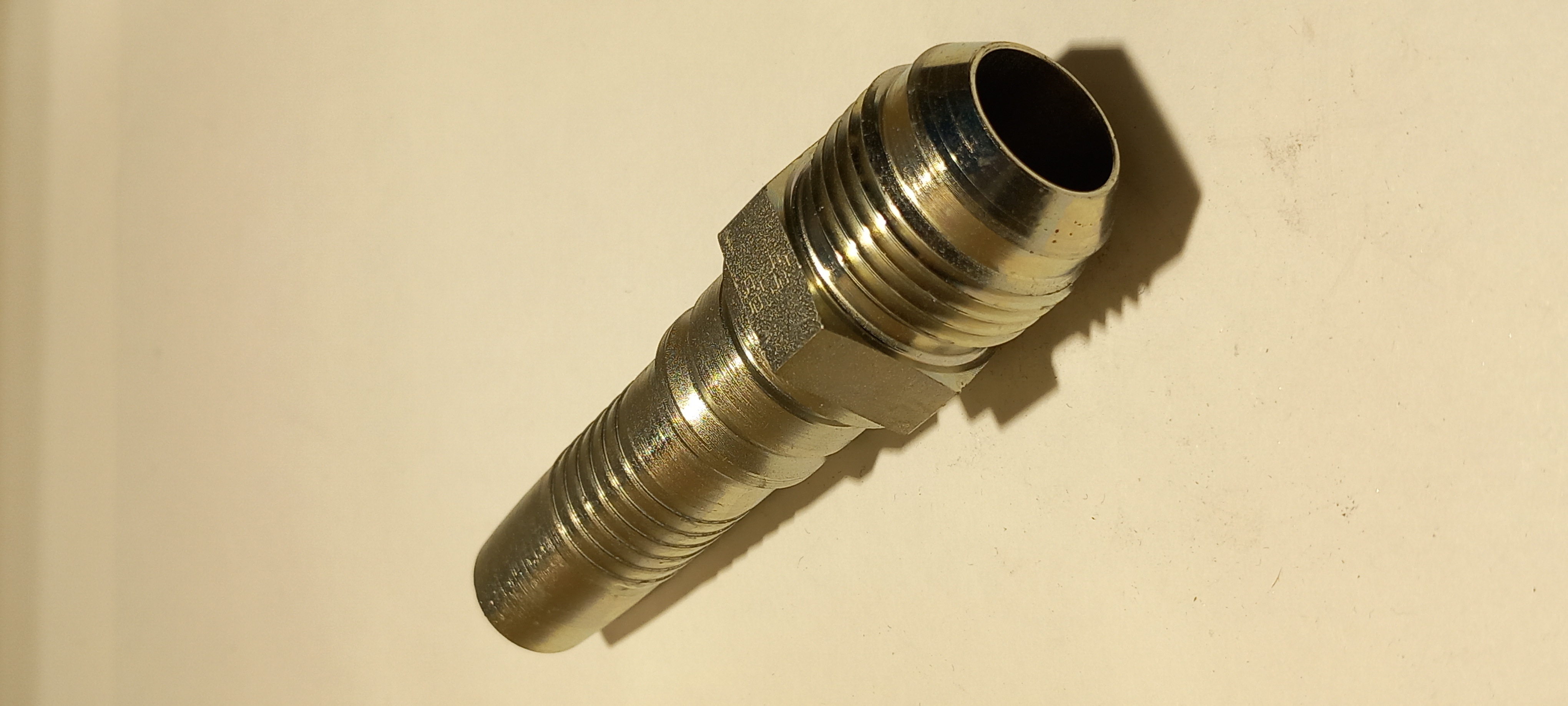 74gr.UNF JIC BUITDR.KOPP.4SH YJM2116