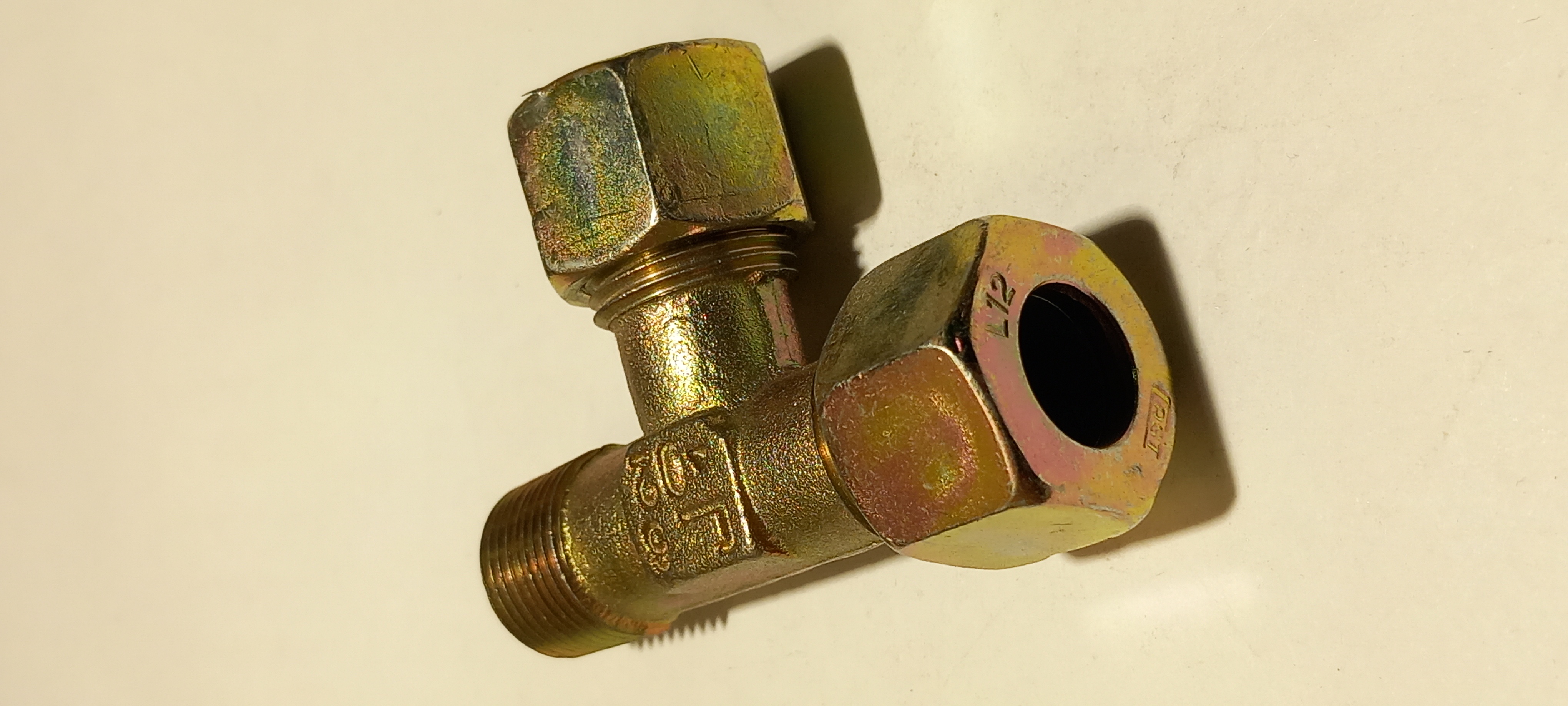 BSP L-INSCHROEFKOPPELING LE28LR 1