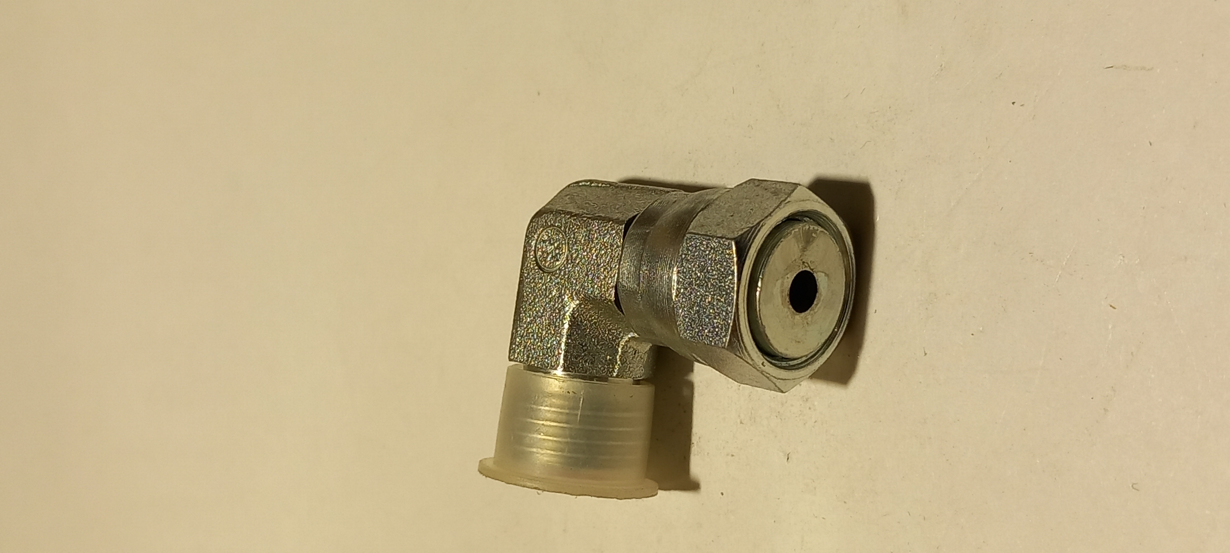 Haakse adapter unf 9-16 AMU90K11MU11