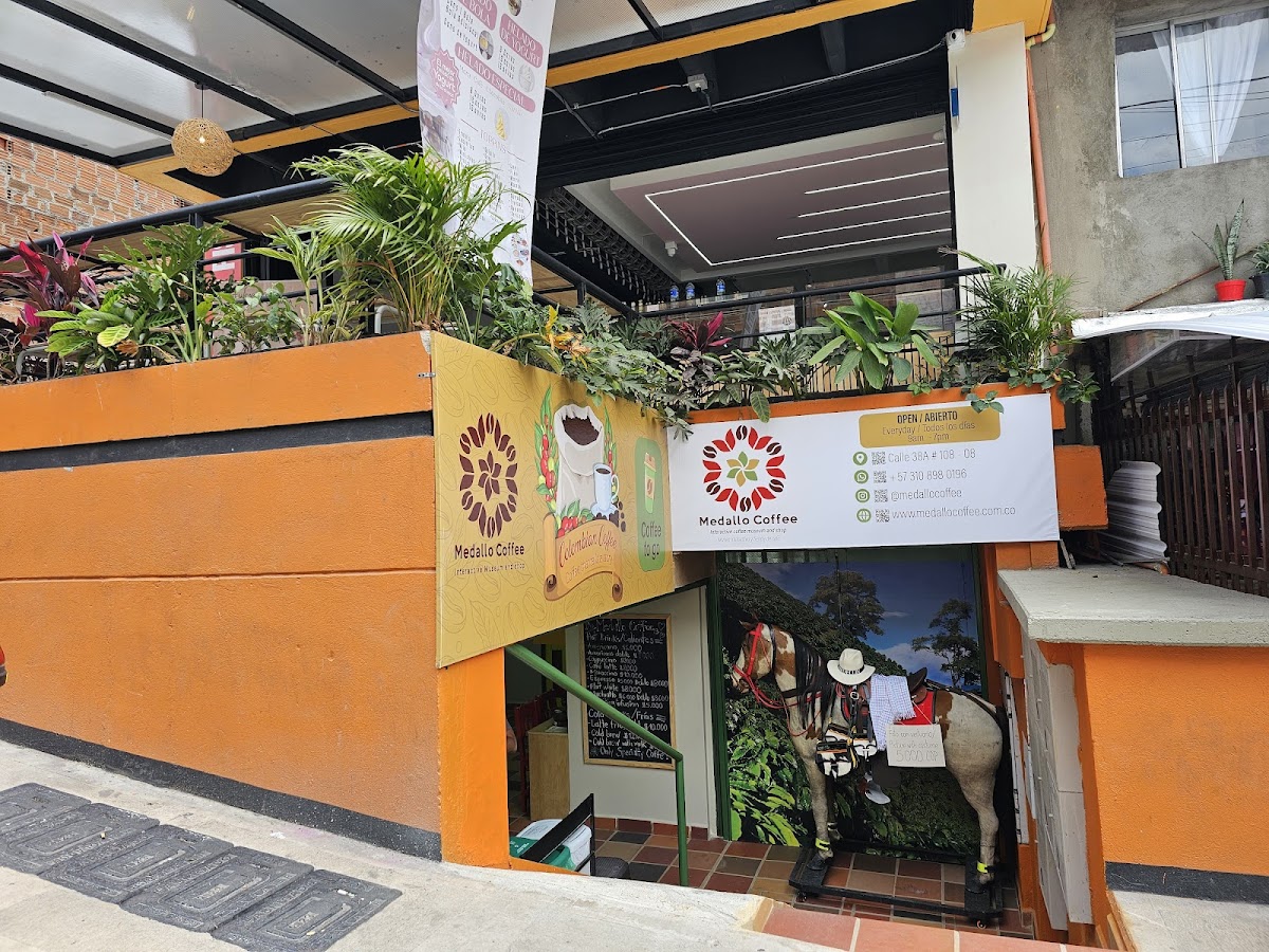 Medallo Coffee - Museum and Shop