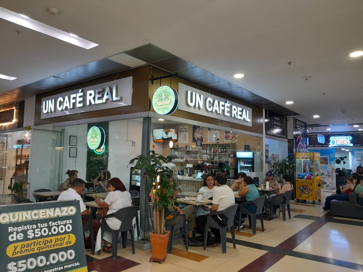 UN CAFÉ REAL