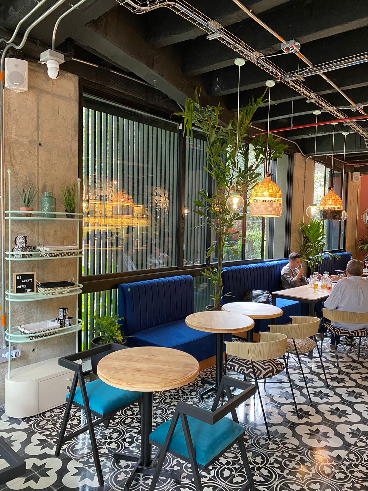 Al Alma Café Restaurante - La inferior