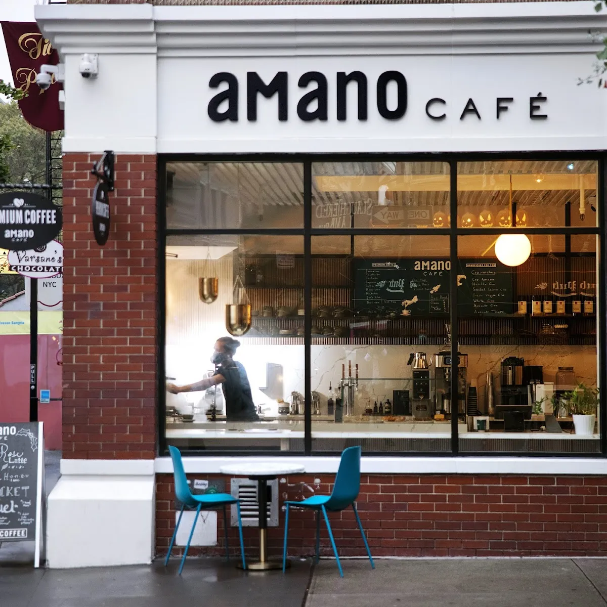 Amano Cafe 1
