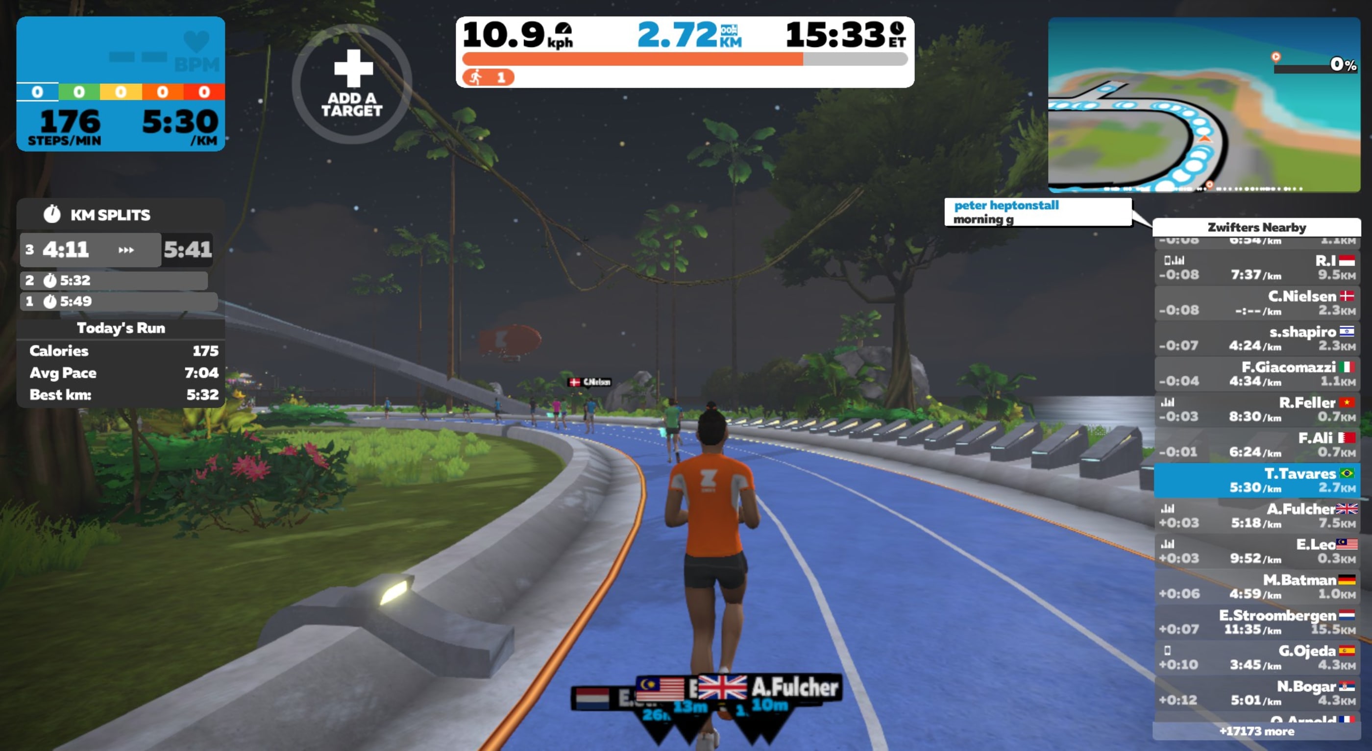 Utilizando a versão free do Zwift, em circuiti curto