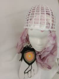 Casco Y Sandalias Piés Descalzo 1