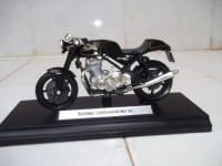 Norton Commando 961 SE 1/18 Welly 1
