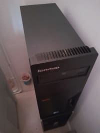 Cpu Lenovo Core2duo sin Ram con Disco 250 Gb 2