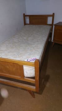 Camas de 1 Plaza Estilo Retro Vintage de los Años 70 1