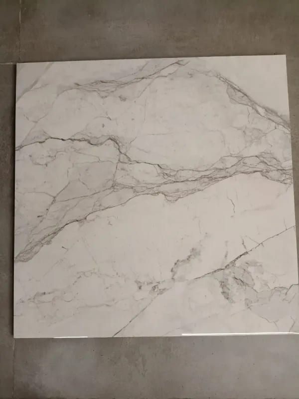 Porcelanico Lumini Blanco con Vetas 66x66 Pulido