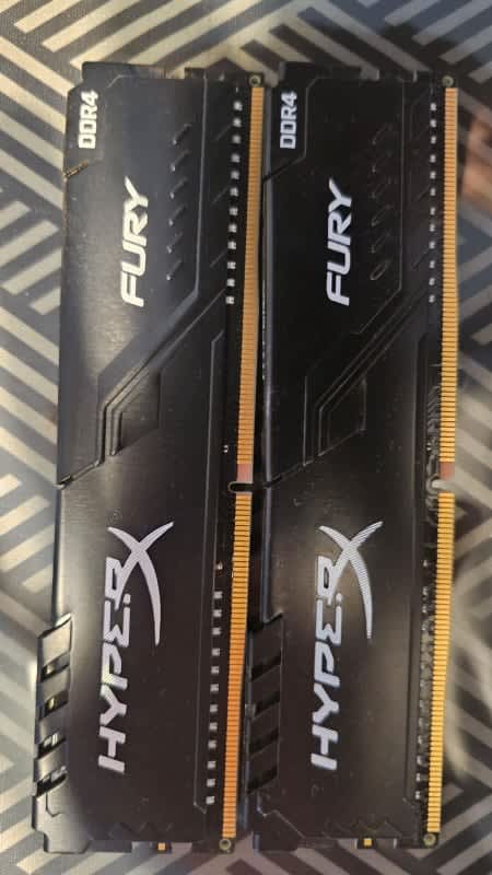 2x8 Gb Memoria Ram Ddr4 2666hz Hyper Fury