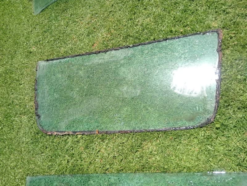 Luneta de Coupe Chevy