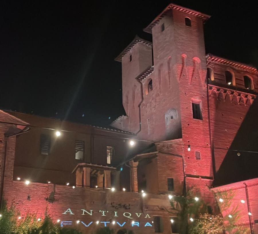 Countryside dinner party