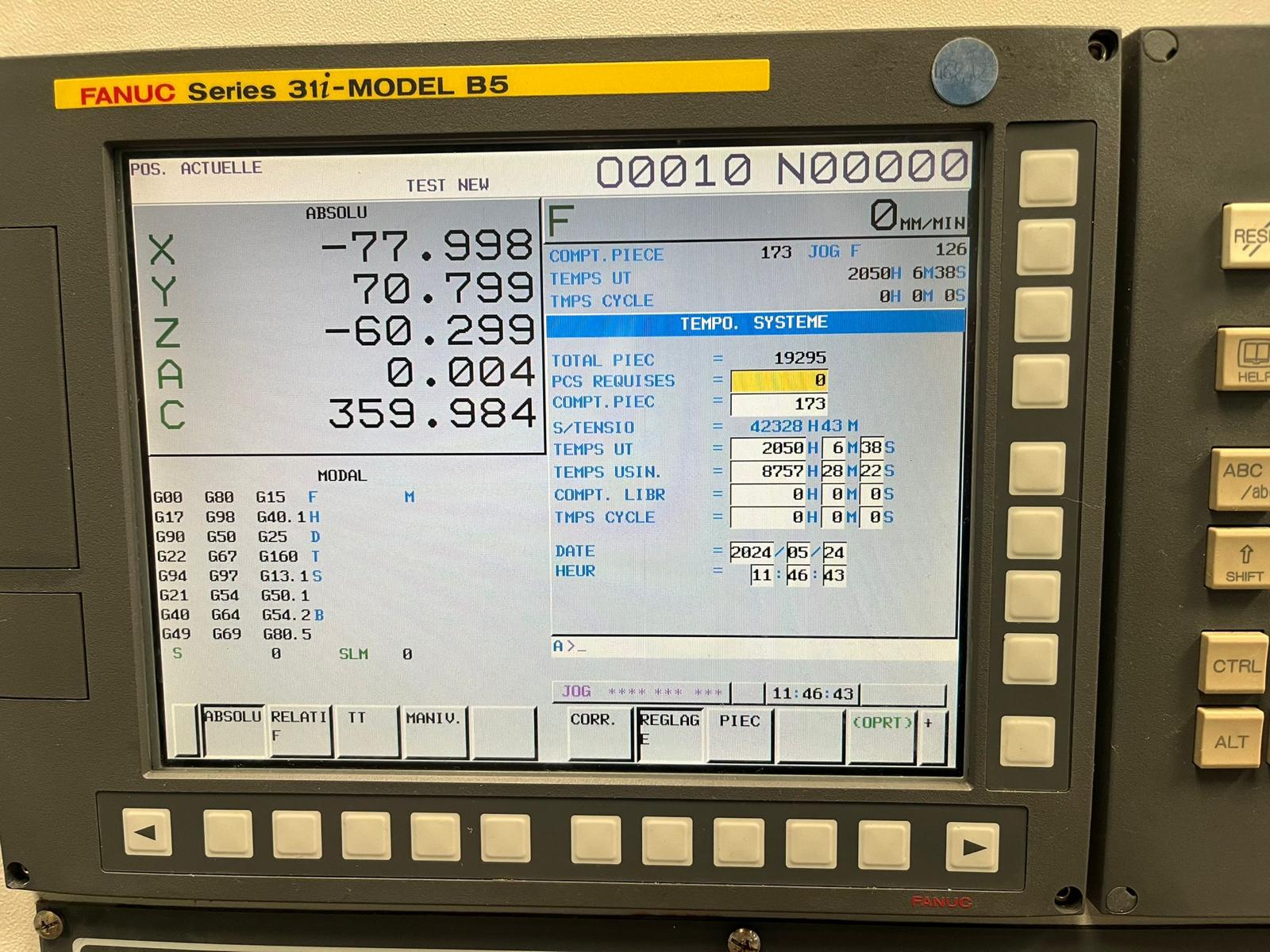 AKIRA SEIKI 5AX AC650 (2016) – vista principal