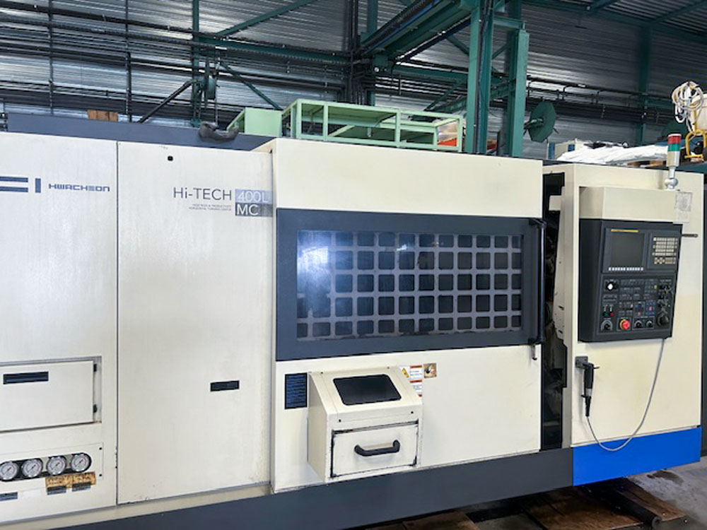 HWACHEON HI-TECH 400L – MC – vista principal