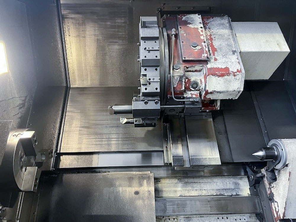 HWACHEON HI-TECH 400L – MC (2011) – vista 3