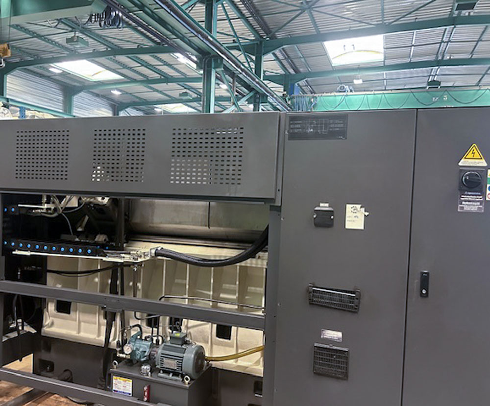 HWACHEON HI-TECH 400L – MC (2011) – vista 11