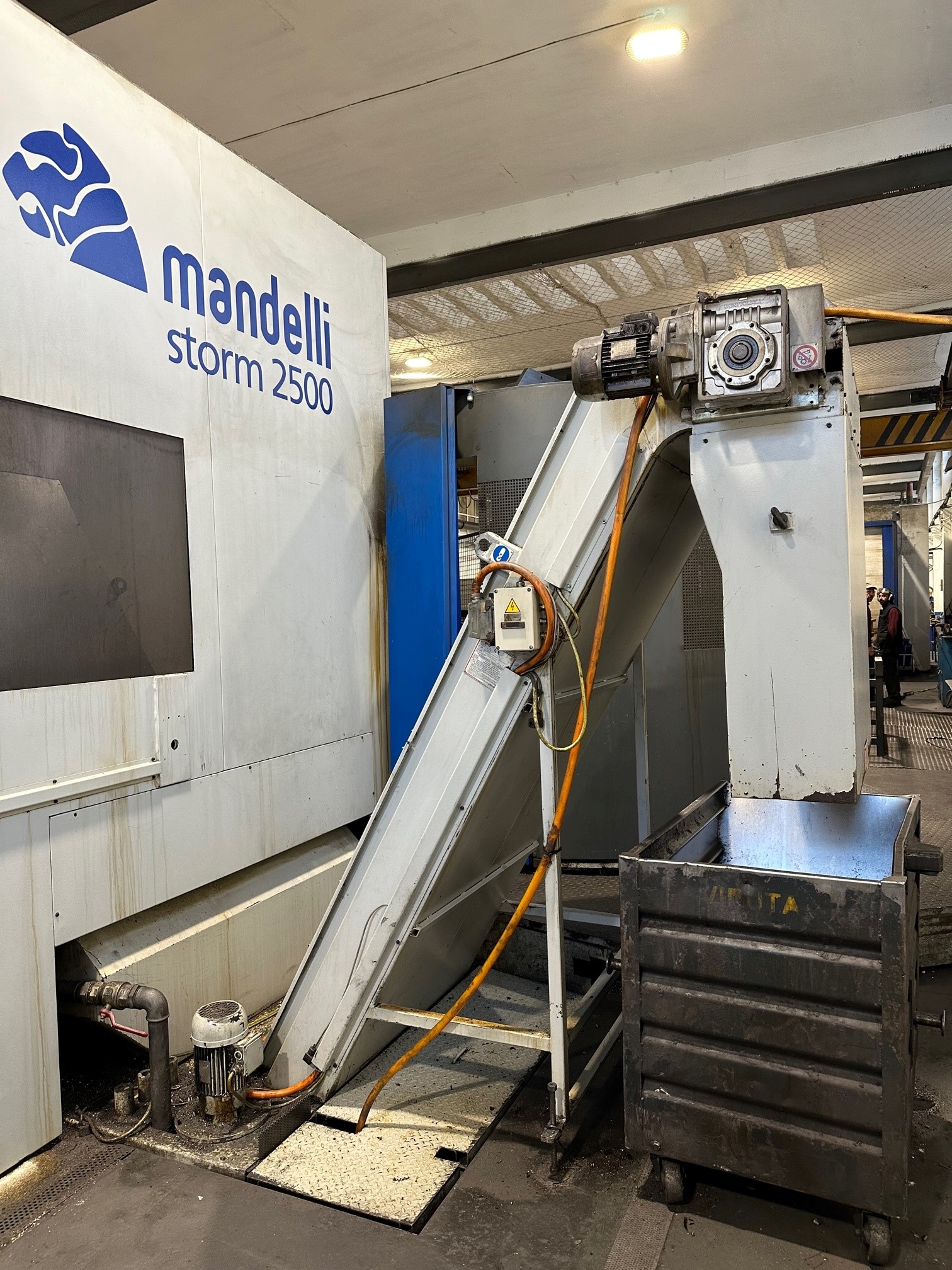 MANDELLI Storm 2500 (2005) – vista 8