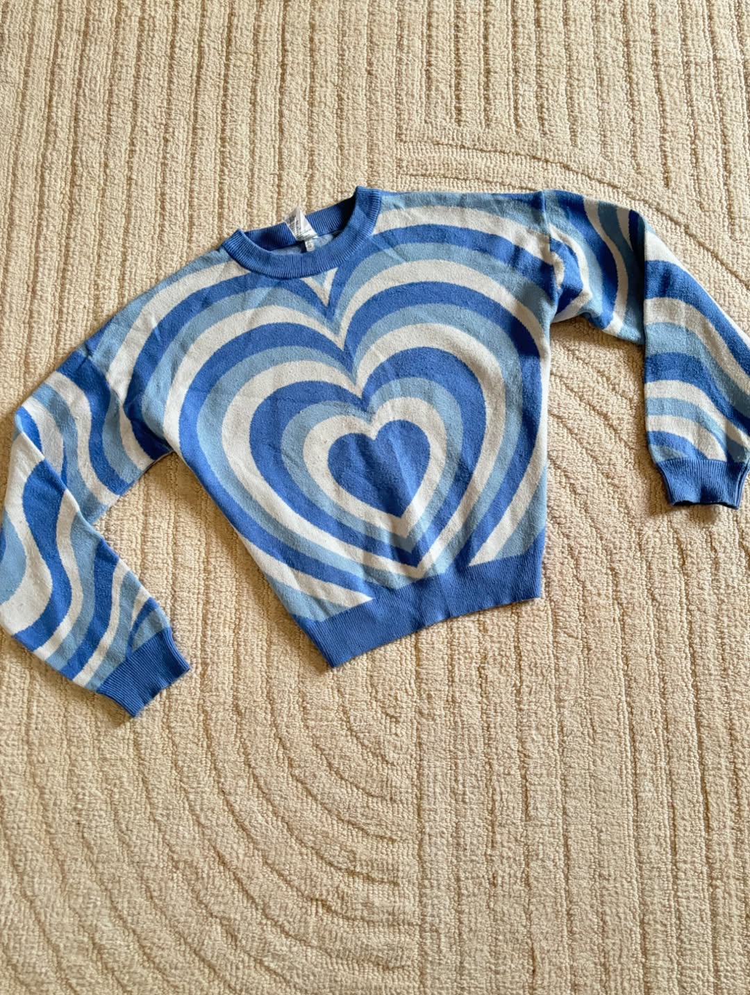 Pinteresty Hearts Pullover