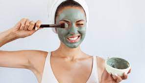 Clay Masks for Oily Skin: Balanced Sebum Control