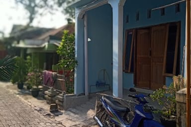 Kontrakan Pak Taryo — kontrakan di semarang