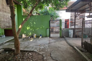 Kost Titian (Kost putra) — kos di solo