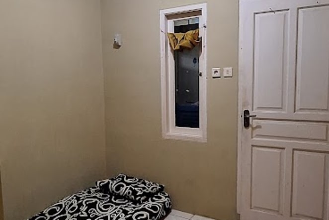 KOST PUTRA H. SYAHRONI - Sewa di Jakarta