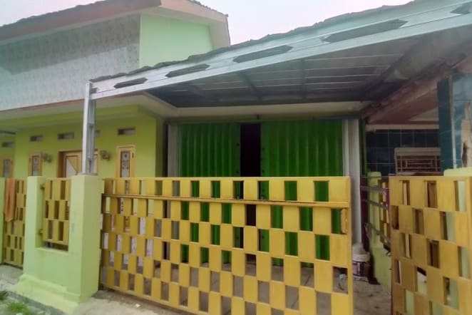 Rumah mama omsah - Sewa di Karawang