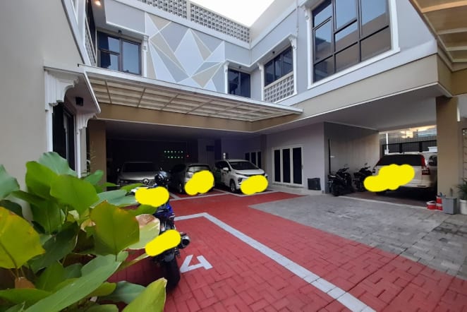 ALIKA SEMENRANTE KOST EKSKLUSIF & GUEST HOUSE - Sewa di Solo