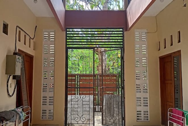 Kost Putri Puspa Blulukan Colomadu - Sewa di Colomadu