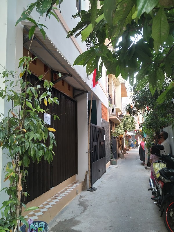 Kos dan Kontrakan Medina House 42 - foto properti sewa