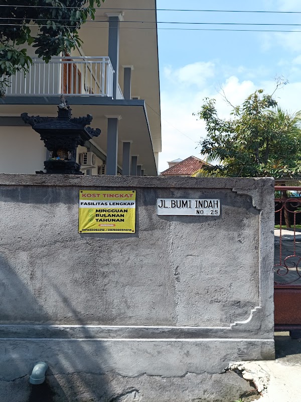 Kost Tingkat Singaraja